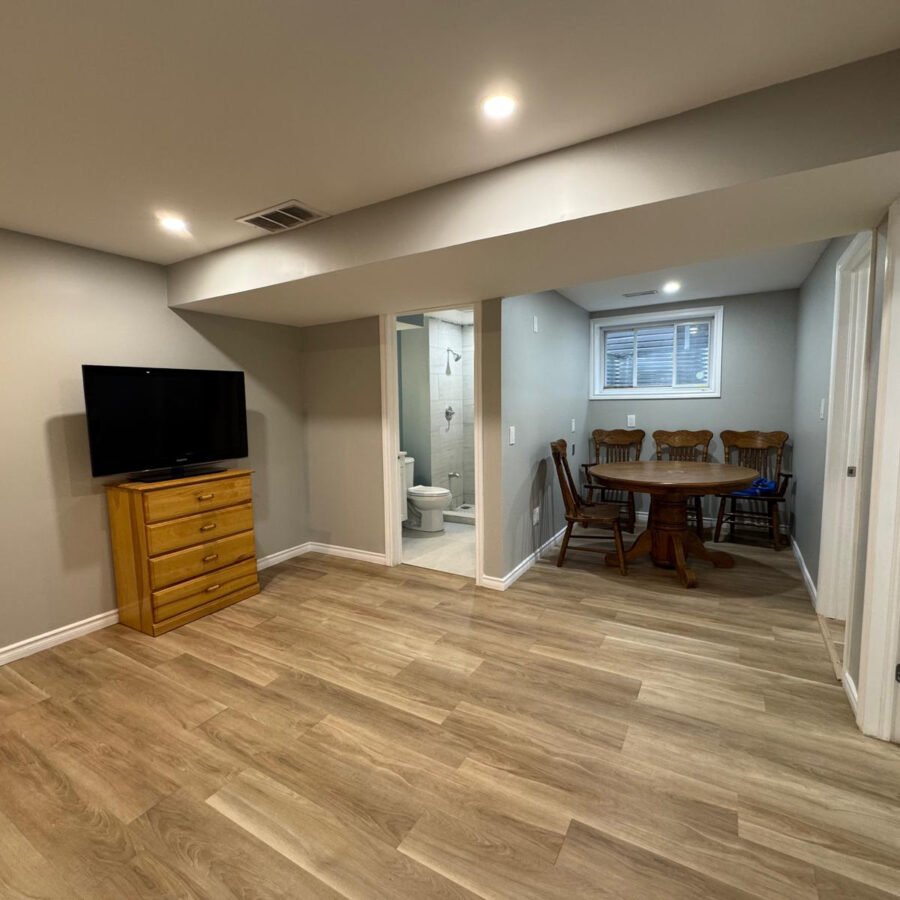 216 Pratt Drive Amherstview Ontario